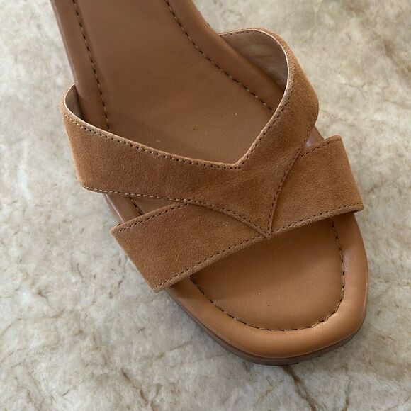 STEVE MADDEN Robbin Wedge Sandals - Picture 8 of 11